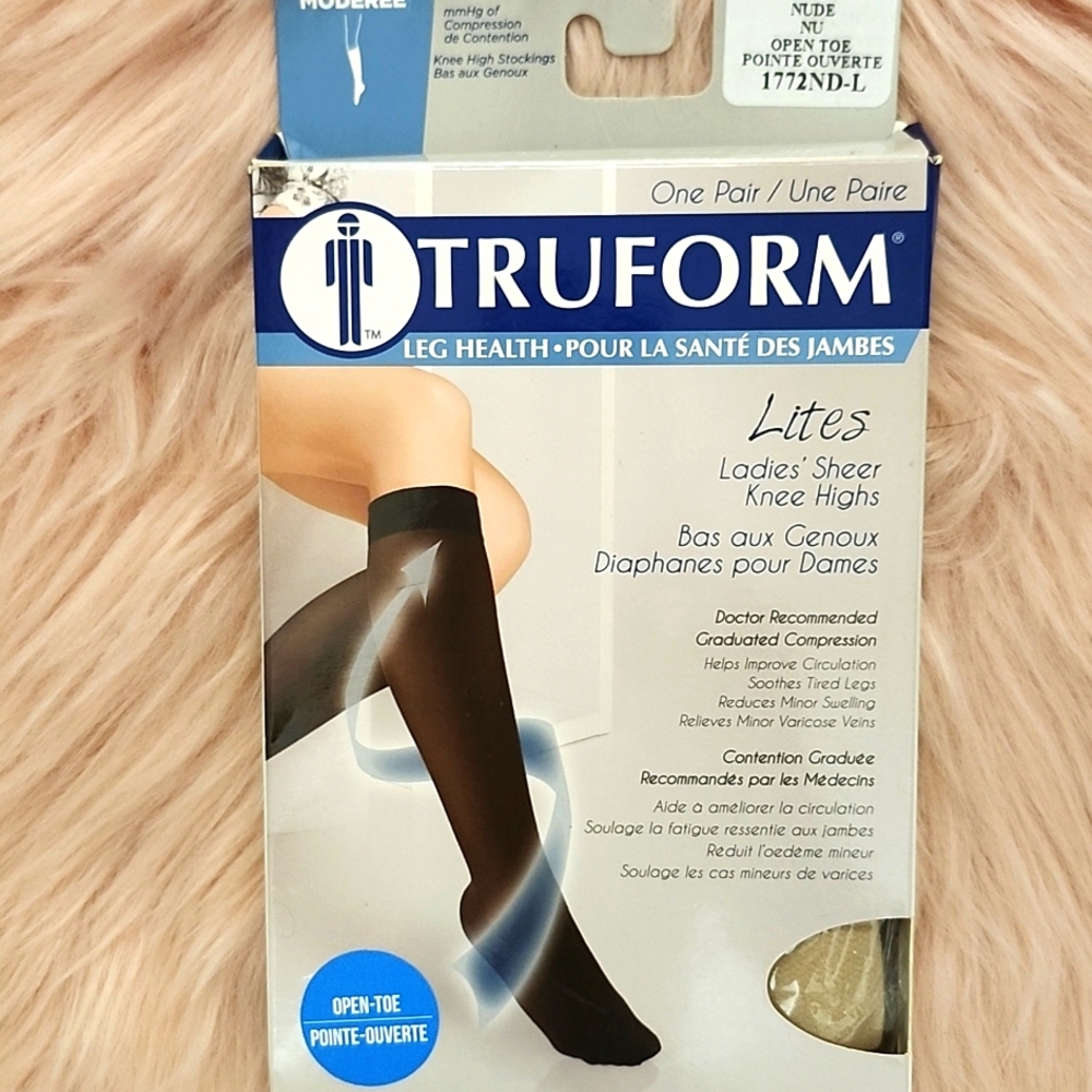 Brand New TRUFORM LADIES LITES KNEE-HI SHEER COMPRESSION STOCKINGS-L